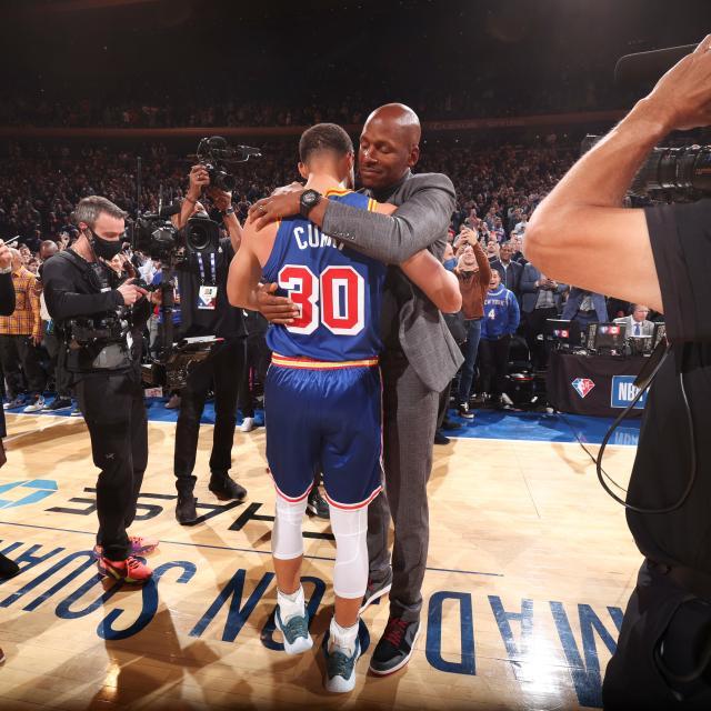 1639534331198036639.jpg FGnIK_5XoAMvNSN.jpg